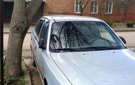 Hyundai Accent II, 2010 год, 715 000 рублей, 2 фотография