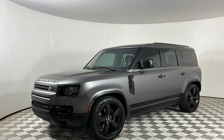 Land Rover Defender II, 2022 год, 7 322 000 рублей, 3 фотография