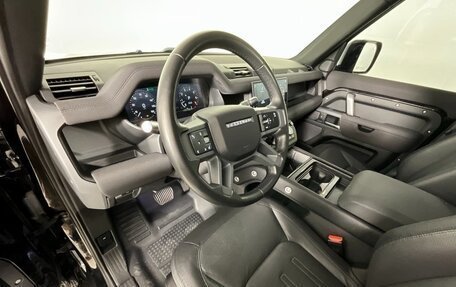 Land Rover Defender II, 2022 год, 7 322 000 рублей, 13 фотография