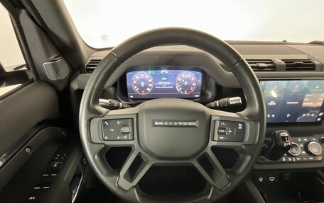 Land Rover Defender II, 2022 год, 7 322 000 рублей, 16 фотография