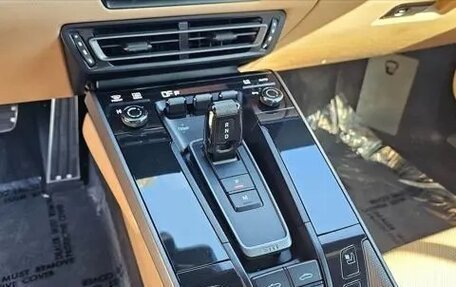 Porsche 911, 2022 год, 11 800 000 рублей, 33 фотография