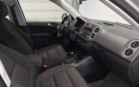 Volkswagen Tiguan I, 2011 год, 995 000 рублей, 16 фотография
