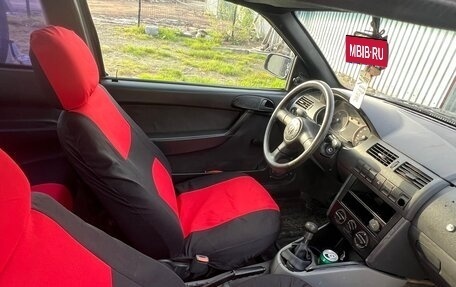 Volkswagen Pointer, 2004 год, 200 000 рублей, 11 фотография
