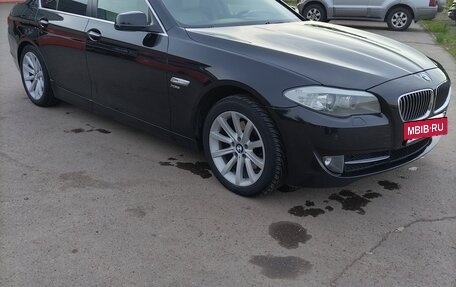 BMW 5 серия, 2011 год, 1 850 000 рублей, 2 фотография
