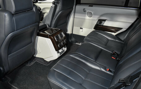 Land Rover Range Rover IV рестайлинг, 2017 год, 5 250 000 рублей, 13 фотография