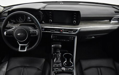 KIA K5, 2021 год, 2 190 000 рублей, 17 фотография