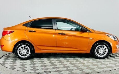 Hyundai Solaris II рестайлинг, 2015 год, 990 000 рублей, 5 фотография