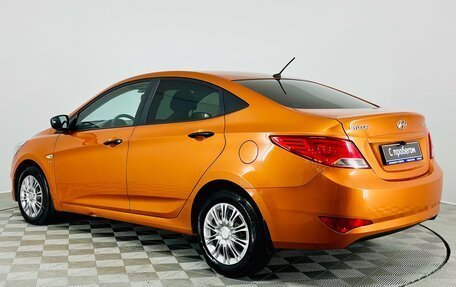 Hyundai Solaris II рестайлинг, 2015 год, 990 000 рублей, 8 фотография