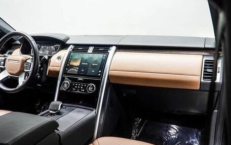Land Rover Discovery IV, 2022 год, 7 000 000 рублей, 14 фотография