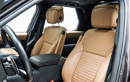Land Rover Discovery IV, 2022 год, 7 000 000 рублей, 33 фотография