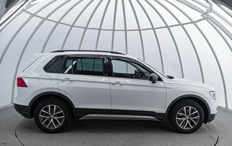 Volkswagen Tiguan II, 2019 год, 2 290 000 рублей, 5 фотография