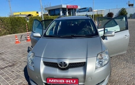 Toyota Auris II, 2008 год, 750 000 рублей, 1 фотография