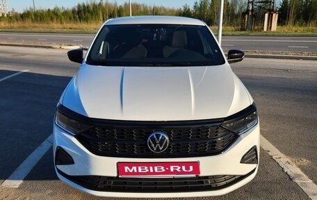 Volkswagen Polo VI (EU Market), 2021 год, 1 930 000 рублей, 1 фотография