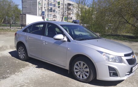 Chevrolet Cruze II, 2013 год, 860 000 рублей, 8 фотография