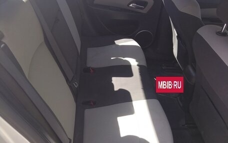 Chevrolet Cruze II, 2013 год, 860 000 рублей, 12 фотография