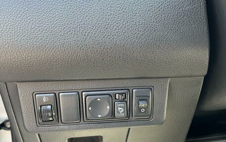 Nissan Tiida, 2008 год, 760 000 рублей, 9 фотография