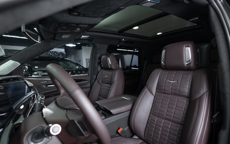 Cadillac Escalade V, 2023 год, 16 990 000 рублей, 10 фотография