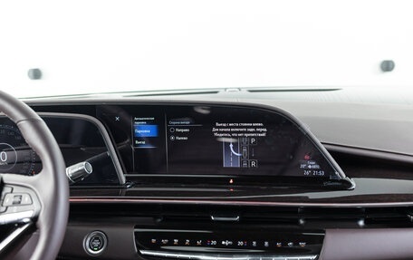 Cadillac Escalade V, 2023 год, 16 990 000 рублей, 18 фотография