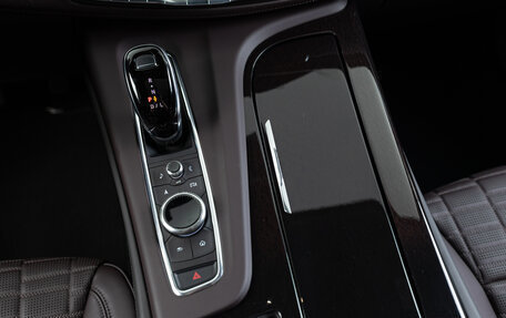 Cadillac Escalade V, 2023 год, 16 990 000 рублей, 21 фотография
