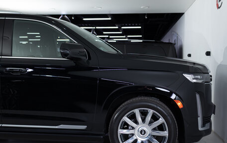 Cadillac Escalade V, 2023 год, 16 990 000 рублей, 30 фотография