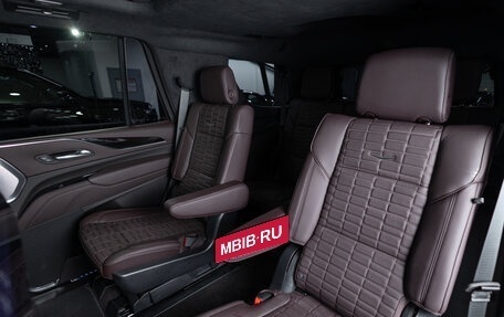 Cadillac Escalade V, 2023 год, 16 990 000 рублей, 25 фотография