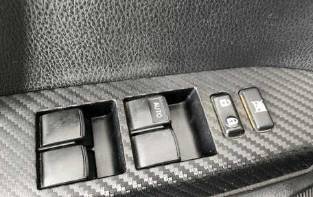 Toyota RAV4, 2013 год, 1 990 000 рублей, 15 фотография