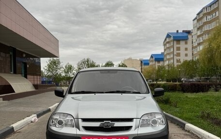 Chevrolet Niva I рестайлинг, 2013 год, 595 000 рублей, 8 фотография