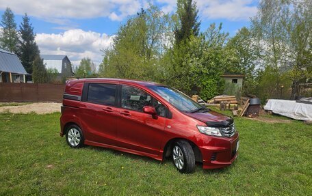 Honda Freed I, 2011 год, 1 350 000 рублей, 8 фотография