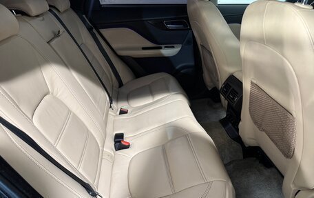 Jaguar F-Pace, 2017 год, 2 799 800 рублей, 4 фотография