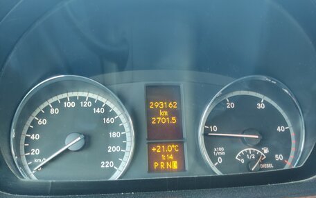 Mercedes-Benz Viano, 2009 год, 2 000 000 рублей, 2 фотография