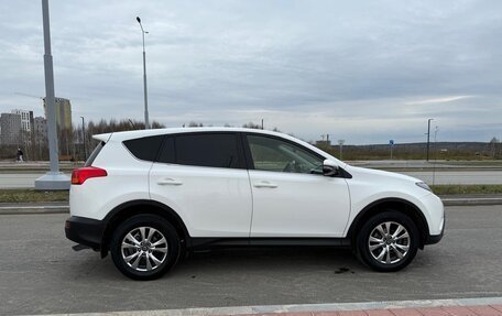 Toyota RAV4, 2015 год, 2 099 000 рублей, 6 фотография
