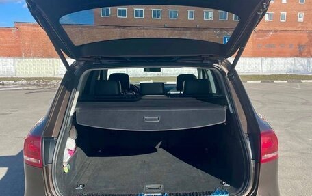 Volkswagen Touareg III, 2011 год, 2 050 000 рублей, 7 фотография