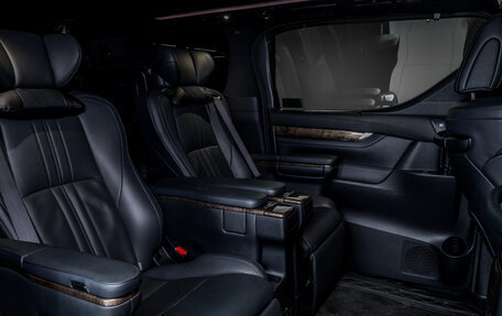 Toyota Alphard III, 2021 год, 4 980 000 рублей, 12 фотография