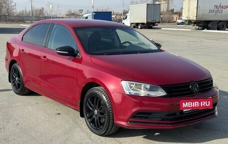 Volkswagen Jetta VI, 2016 год, 1 230 000 рублей, 2 фотография