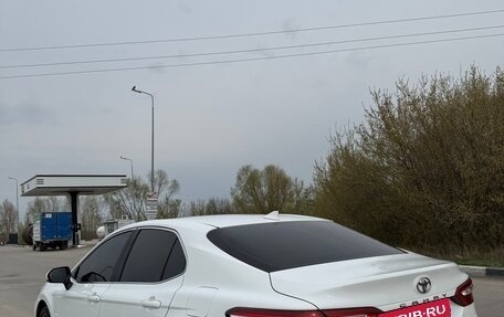 Toyota Camry, 2019 год, 2 990 000 рублей, 6 фотография