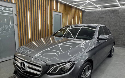 Mercedes-Benz E-Класс, 2018 год, 3 350 000 рублей, 1 фотография