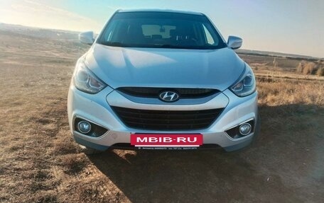 Hyundai ix35 I рестайлинг, 2013 год, 1 350 000 рублей, 2 фотография