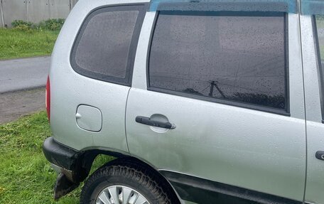 Chevrolet Niva I рестайлинг, 2006 год, 325 000 рублей, 5 фотография