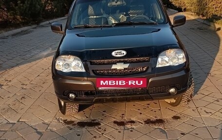 Chevrolet Niva I рестайлинг, 2017 год, 800 000 рублей, 4 фотография