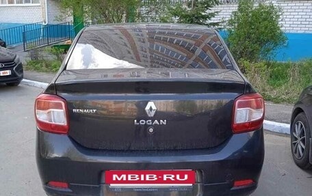 Renault Logan II, 2015 год, 600 000 рублей, 2 фотография