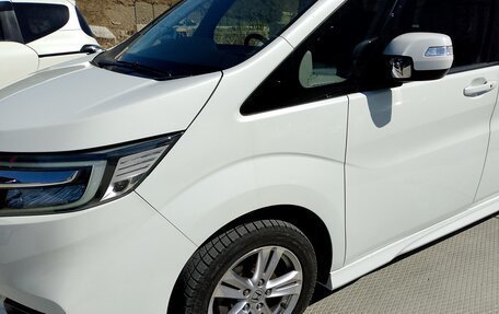 Honda Stepwgn IV, 2018 год, 2 650 000 рублей, 4 фотография