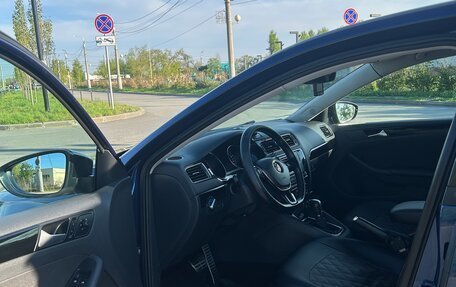 Volkswagen Jetta VI, 2017 год, 1 300 000 рублей, 15 фотография