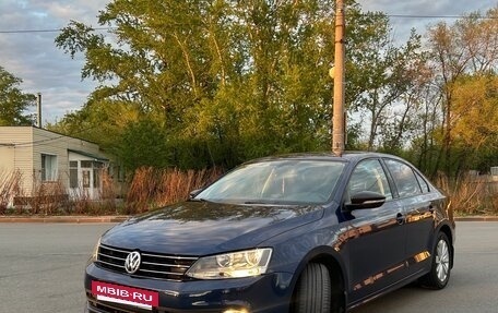 Volkswagen Jetta VI, 2017 год, 1 300 000 рублей, 3 фотография