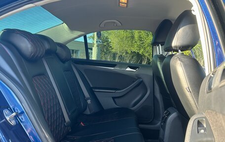 Volkswagen Jetta VI, 2017 год, 1 300 000 рублей, 21 фотография