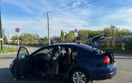 Volkswagen Jetta VI, 2017 год, 1 300 000 рублей, 25 фотография