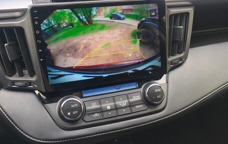Toyota RAV4, 2016 год, 2 555 000 рублей, 2 фотография