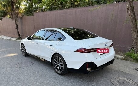 BMW 5 серия, 2023 год, 8 100 000 рублей, 4 фотография