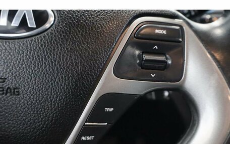 KIA Rio III рестайлинг, 2015 год, 992 000 рублей, 10 фотография