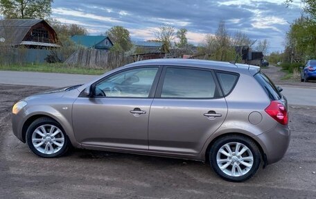 KIA cee'd I рестайлинг, 2009 год, 650 000 рублей, 6 фотография