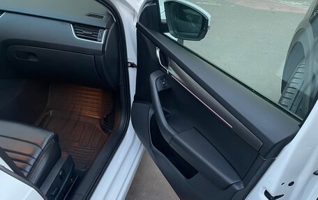 Skoda Octavia, 2018 год, 2 740 000 рублей, 9 фотография